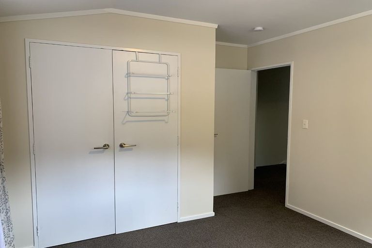 Photo of property in 92b Kamahi Street, Stokes Valley, Lower Hutt, 5019