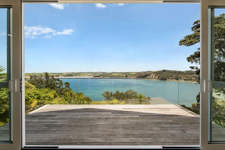 Photo of property in 44a Kestrel Heights, Arkles Bay, Whangaparaoa, 0932