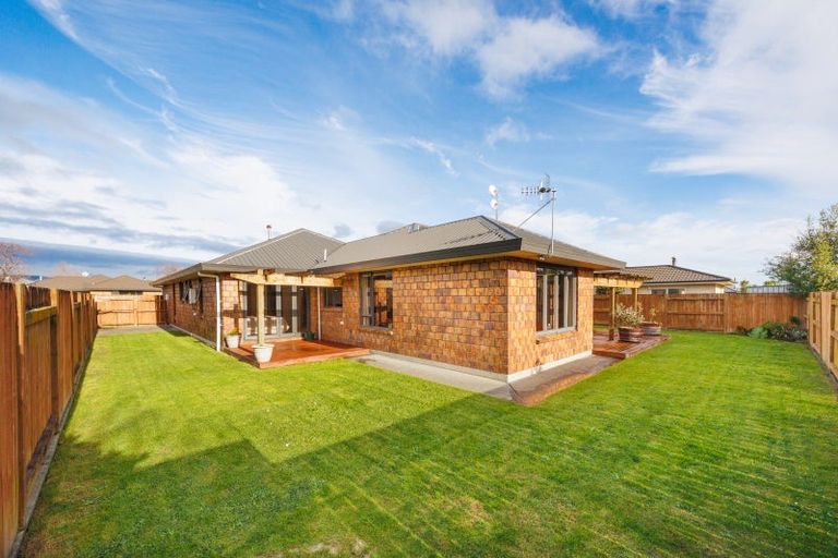 Photo of property in 34 Meridian Grove, Kelvin Grove, Palmerston North, 4414