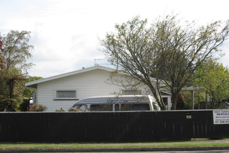 Photo of property in 56 Kawaha Point Road, Kawaha Point, Rotorua, 3010