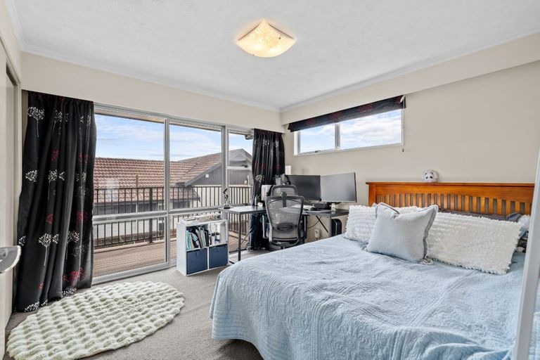 Photo of property in 207 Maidstone Road, Avonhead, Christchurch, 8042