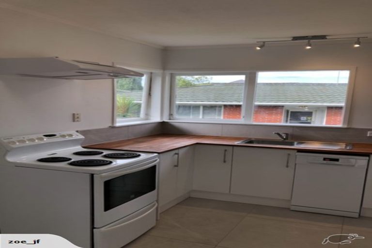 Photo of property in 1/4 Margaret Place, Milford, Auckland, 0620