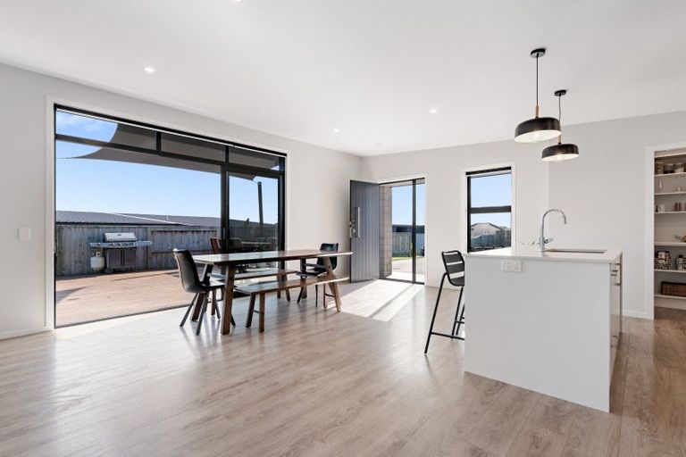 Photo of property in 8 Hillsborough Place, Te Puke, 3119