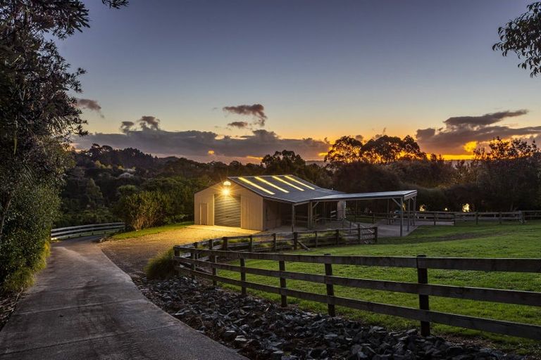 Photo of property in 208 Glenmore Road, Coatesville, Albany, 0793