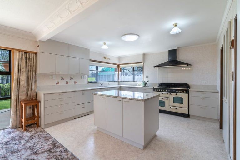 Photo of property in 18 Waterford Drive, Winton, 9720