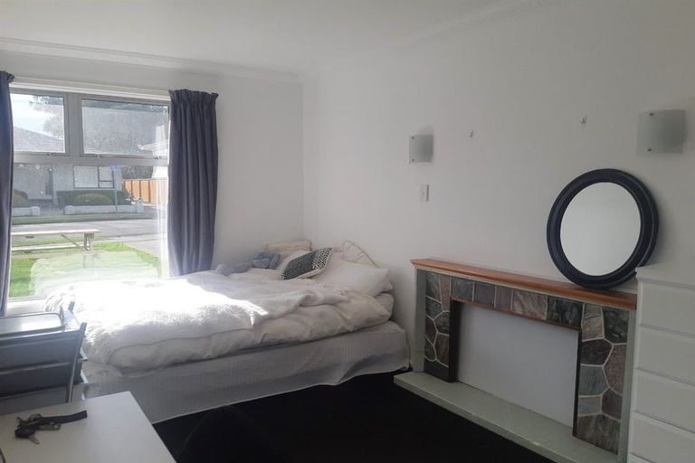 Photo of property in 2/2 Farnham Place, Ilam, Christchurch, 8041
