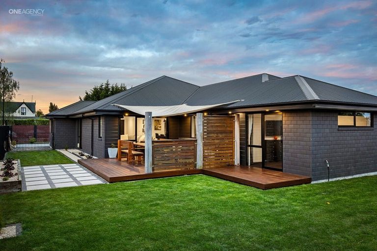 Photo of property in 71 Gladstone Road, Woodend, 7610