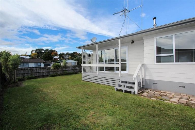 Photo of property in 2 Norfolk Place, Pukete, Hamilton, 3200