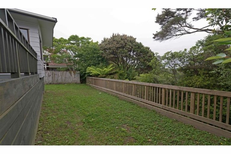 Photo of property in 2/36 Takapu Street, Henderson, Auckland, 0612