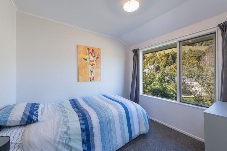 Photo of property in 6 Hodgson Street, Wakefield, 7025