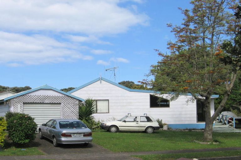 Photo of property in 4 Pohutukawa Drive, Athenree, Katikati, 3177