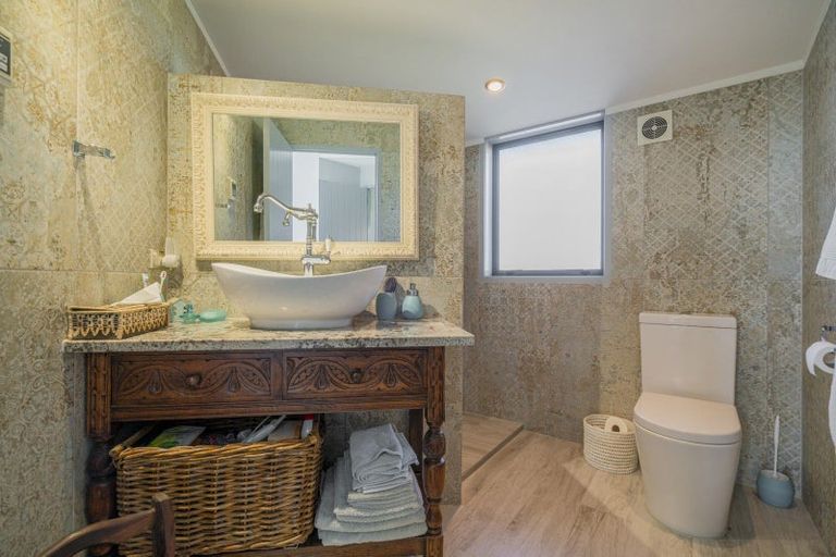 Photo of property in 103 Centennial Drive, Whitianga, 3510