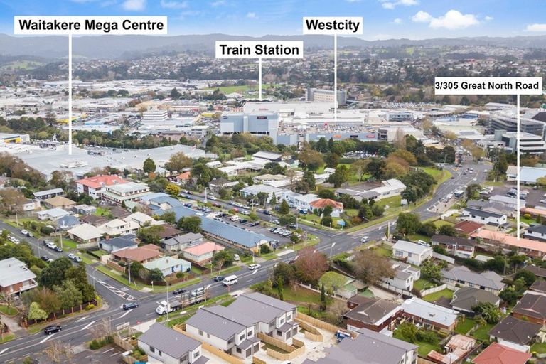 Photo of property in 3/305 Great North Road, Henderson, Auckland, 0612