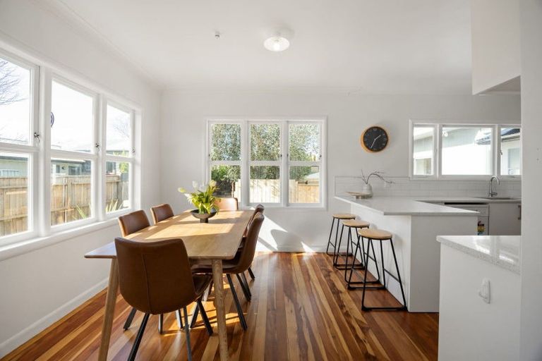 Photo of property in 295b Cambridge Road, Hillcrest, Hamilton, 3216