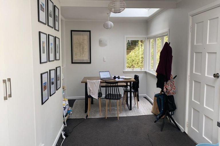 Photo of property in 24 Ngaumatau Road, Point Howard, Lower Hutt, 5013