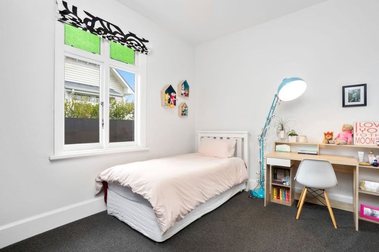 Photo of property in 90 Warrington Street, Mairehau, Christchurch, 8013