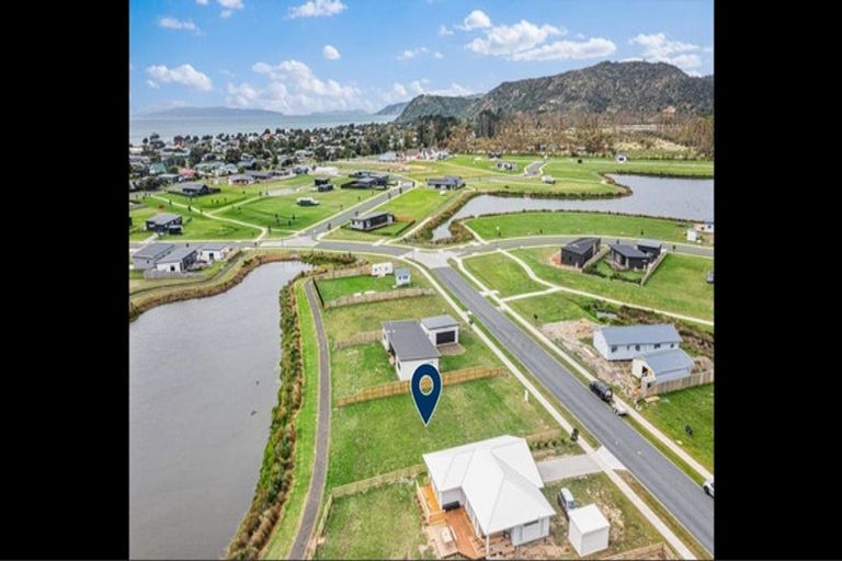 Photo of property in 208 Hamiora Street, Matarangi, 3592