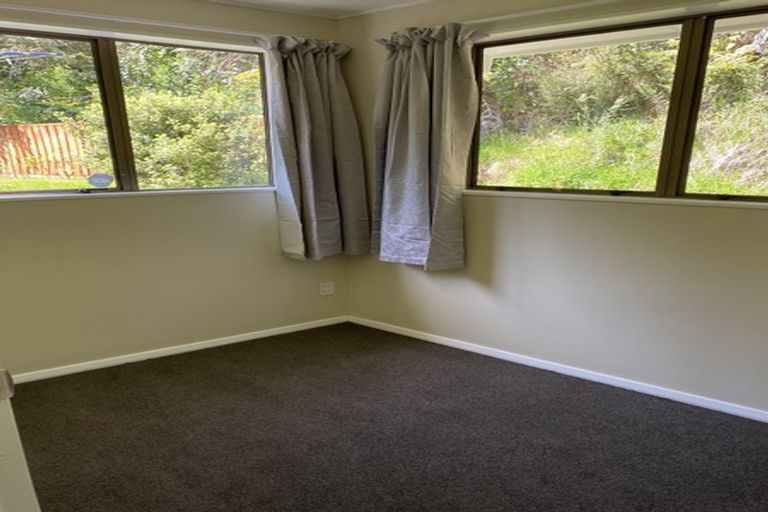 Photo of property in 105b Kamahi Street, Stokes Valley, Lower Hutt, 5019