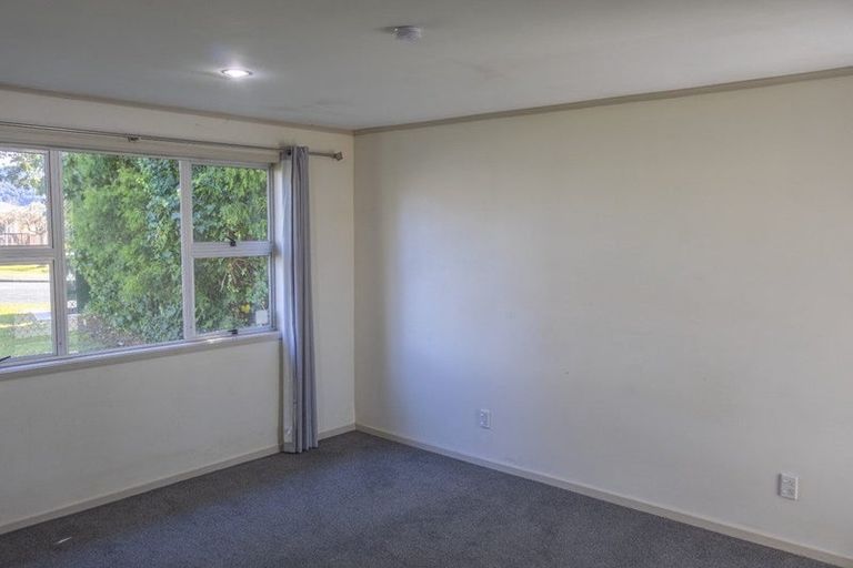 Photo of property in 71 Pandora Avenue, Sunnybrook, Rotorua, 3015