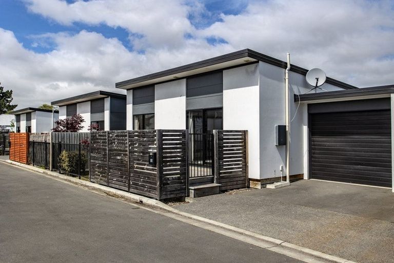 Photo of property in 12 League Lane, Phillipstown, Christchurch, 8011
