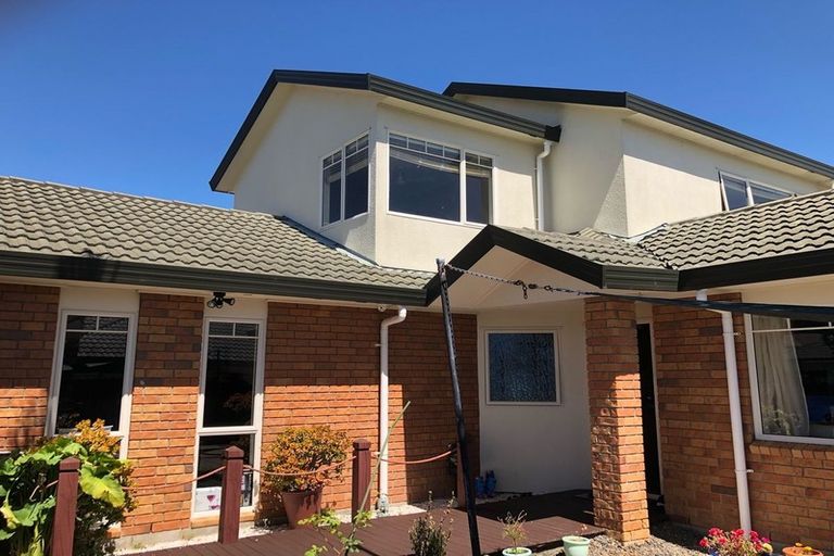 Photo of property in 100 Westerham Drive, Dannemora, Auckland, 2016