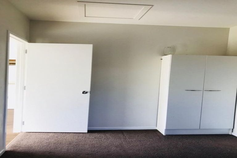 Photo of property in 6 Bellringer Road, Massey, Auckland, 0614