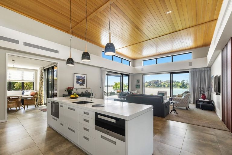 Photo of property in 54 Lake Crescent, Hamilton Lake, Hamilton, 3204