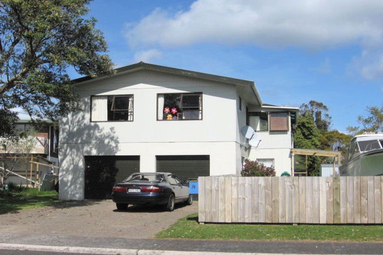 Photo of property in 74 Catherine Crescent, Whitianga, 3510