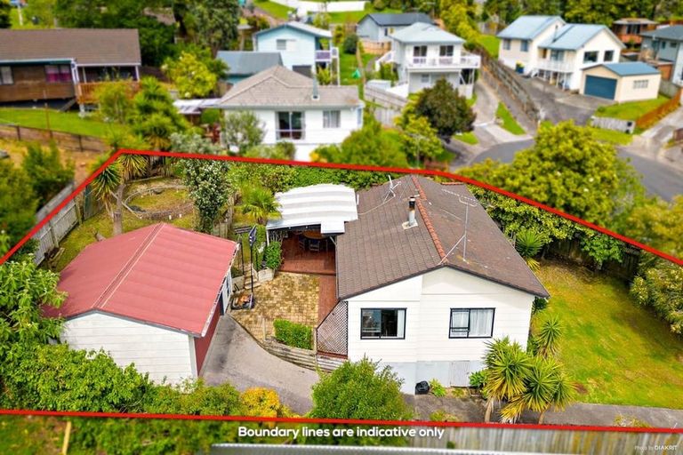 Photo of property in 12 Kearney Place, Massey, Auckland, 0614
