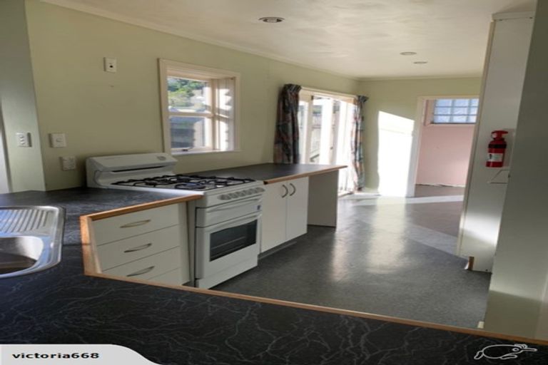 Photo of property in 336 Karori Road, Karori, Wellington, 6012