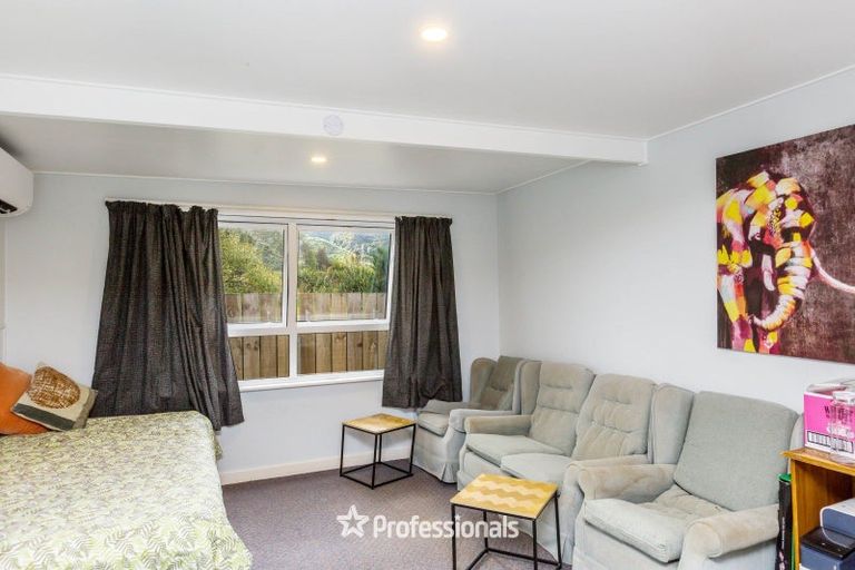 Photo of property in 53 Hudson Avenue, Ebdentown, Upper Hutt, 5018