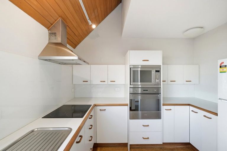 Photo of property in Cranleigh Mews, 9/10 Cranmer Square, Christchurch Central, Christchurch, 8013