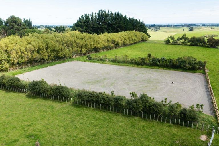 Photo of property in 121 Mount Stewart Halcombe Road, Sanson, Palmerston North, 4479