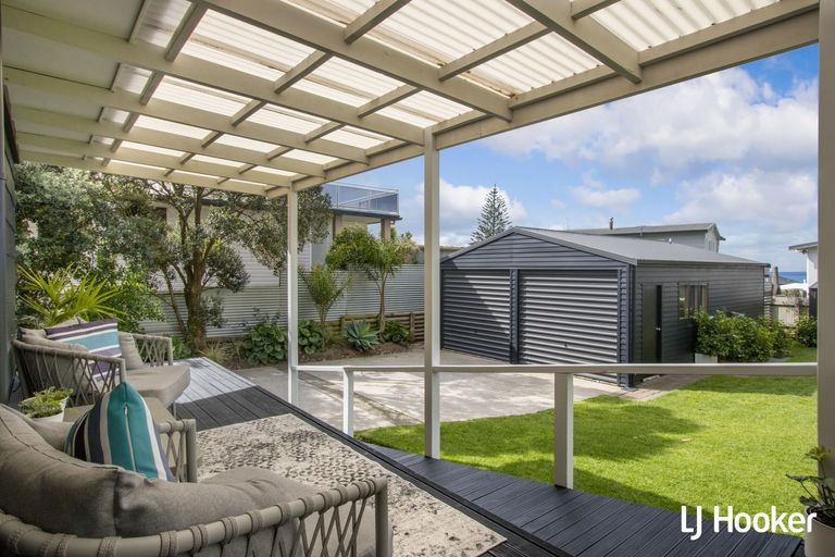 Photo of property in 39 Hanlen Avenue, Waihi Beach, 3611