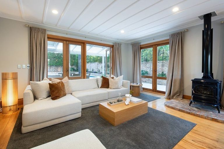 Photo of property in 2/22 View Road, Campbells Bay, Auckland, 0630