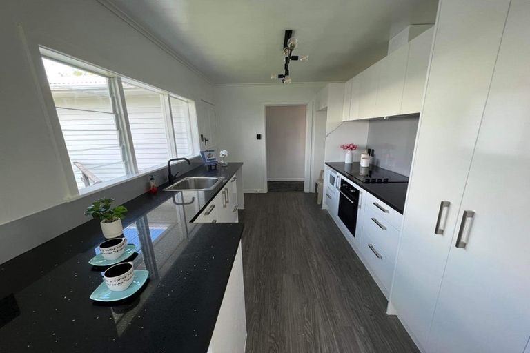 Photo of property in 1/15 Kohiwi Road, Manurewa, Auckland, 2102