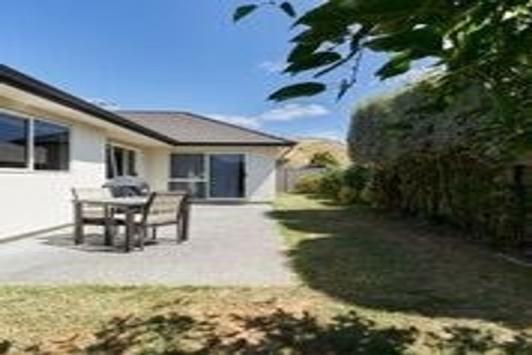 Photo of property in 11b Merlot Drive, Greenmeadows, Napier, 4112