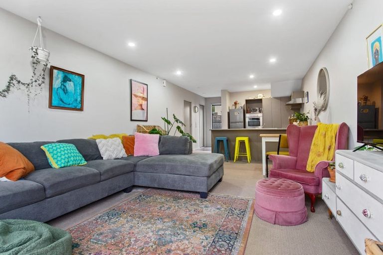 Photo of property in 2/38 Brockworth Place, Riccarton, Christchurch, 8011