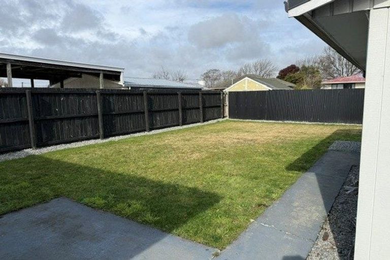Photo of property in 28 Newmark Street, Bishopdale, Christchurch, 8053