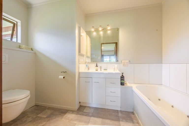 Photo of property in 25 Charlotte Street, Takapau, 4203