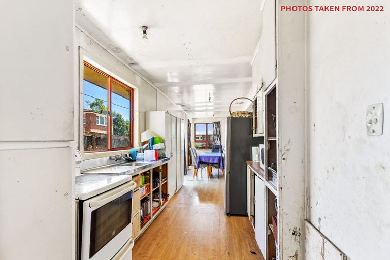 Photo of property in 38 Meilland Place, Glen Eden, Auckland, 0602