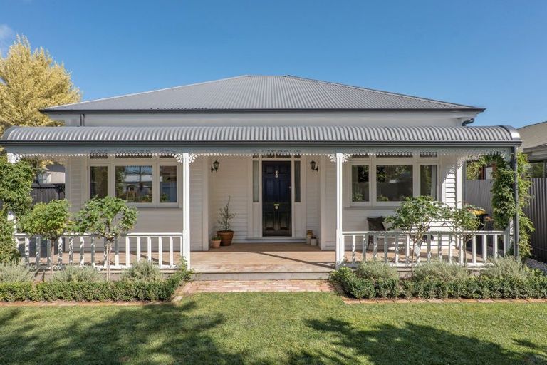 Photo of property in 5 Ayers Street, Rangiora, 7400