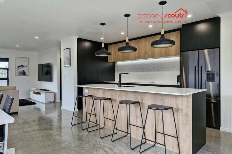 Photo of property in 32 Nikau Street, Inglewood, 4330