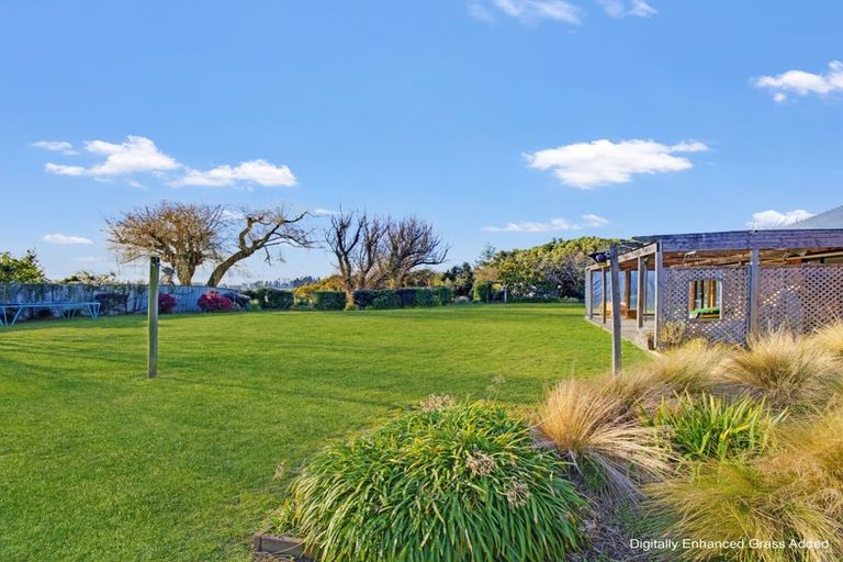 Photo of property in 7 Willowside Place, Amberley, 7410