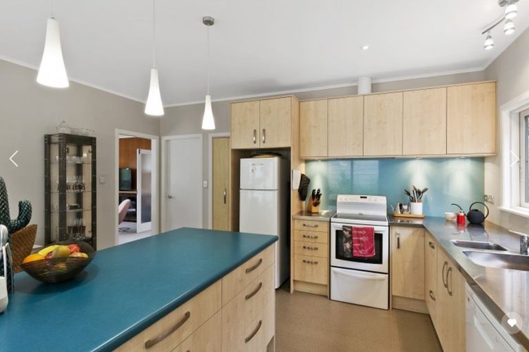 Photo of property in 15 Oban Street, Wadestown, Wellington, 6012