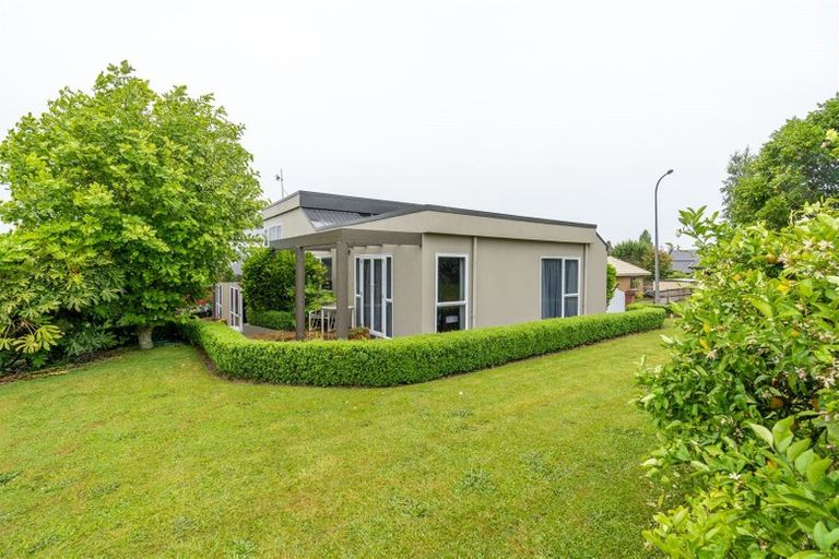 Photo of property in 3 Munro Place, Flagstaff, Hamilton, 3210