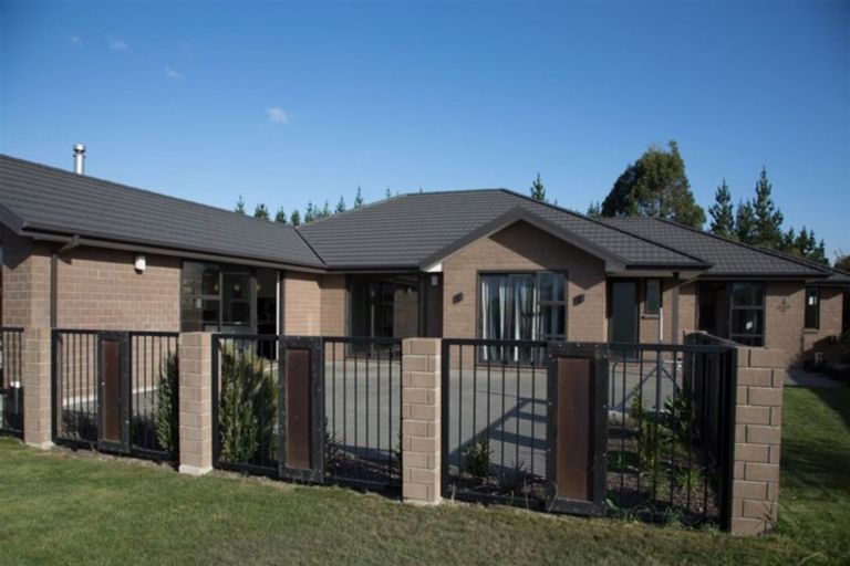 Photo of property in 74 Rotherham Drive, West Melton, 7618