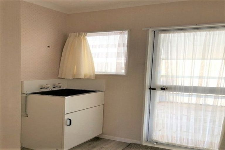 Photo of property in 38a Saint Annes Street, Levin, 5510