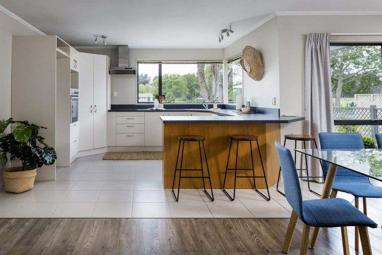 Photo of property in 24 Taylor Street, Cambridge, 3434