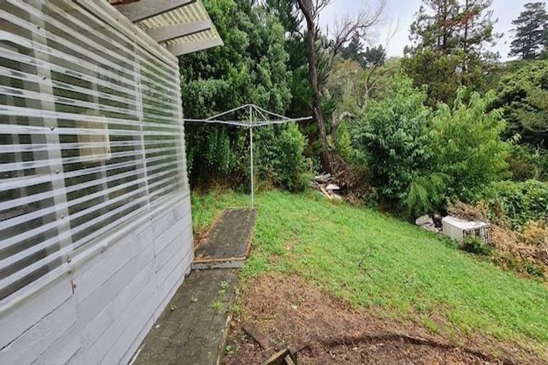 Photo of property in 6 Wingfield Place, Churton Park, Wellington, 6037